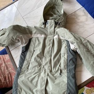 Women’s M Columbia coat